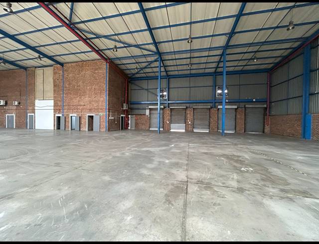 2,170M² WAREHOUSE TO LET IN SPARTAN